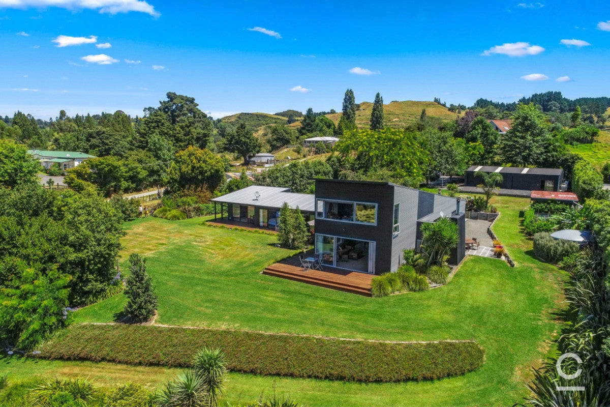21C Poripori Road, Lower Kaimai, Tauranga - Carousel 1