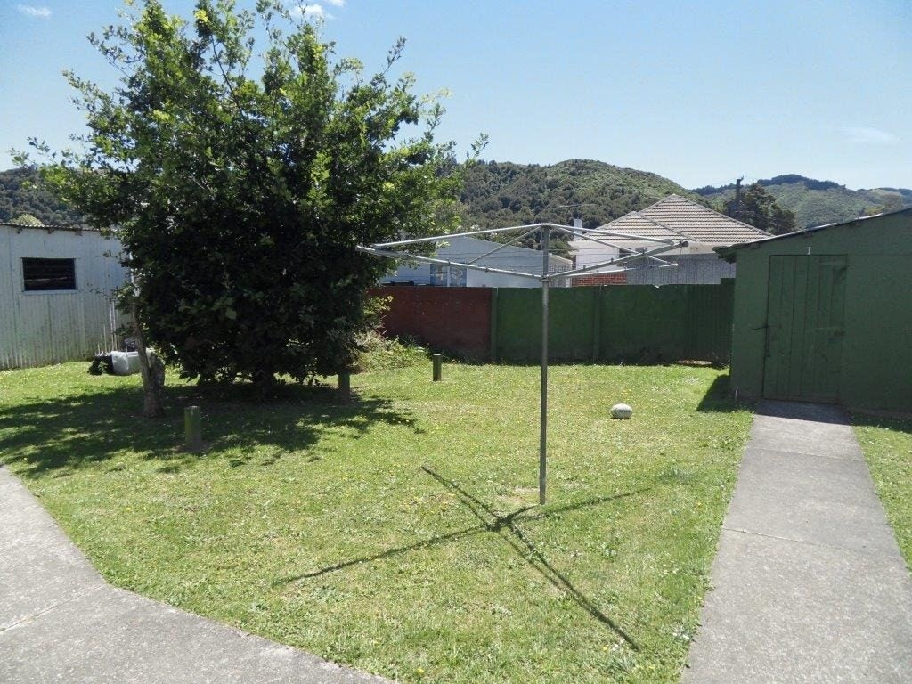 4/48E MERTON ST, TRENTHAM, UPPER HUTT - Carousel 7