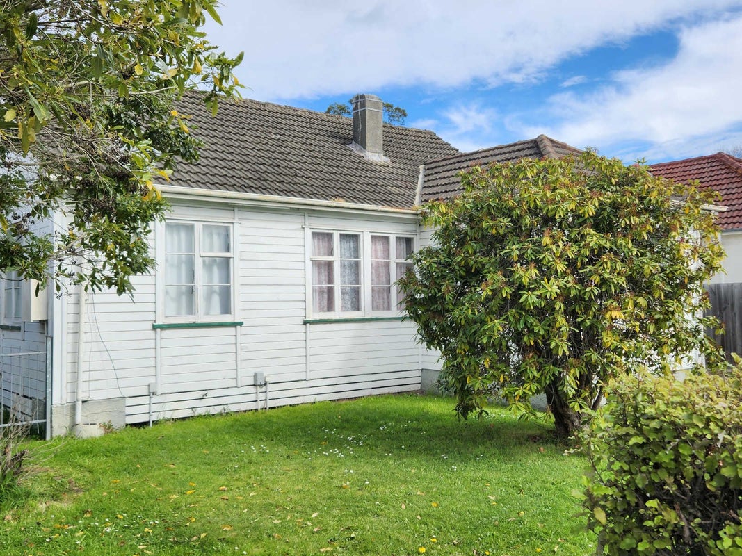 325 Riccarton Road, Upper Riccarton, Christchurch - Carousel 1