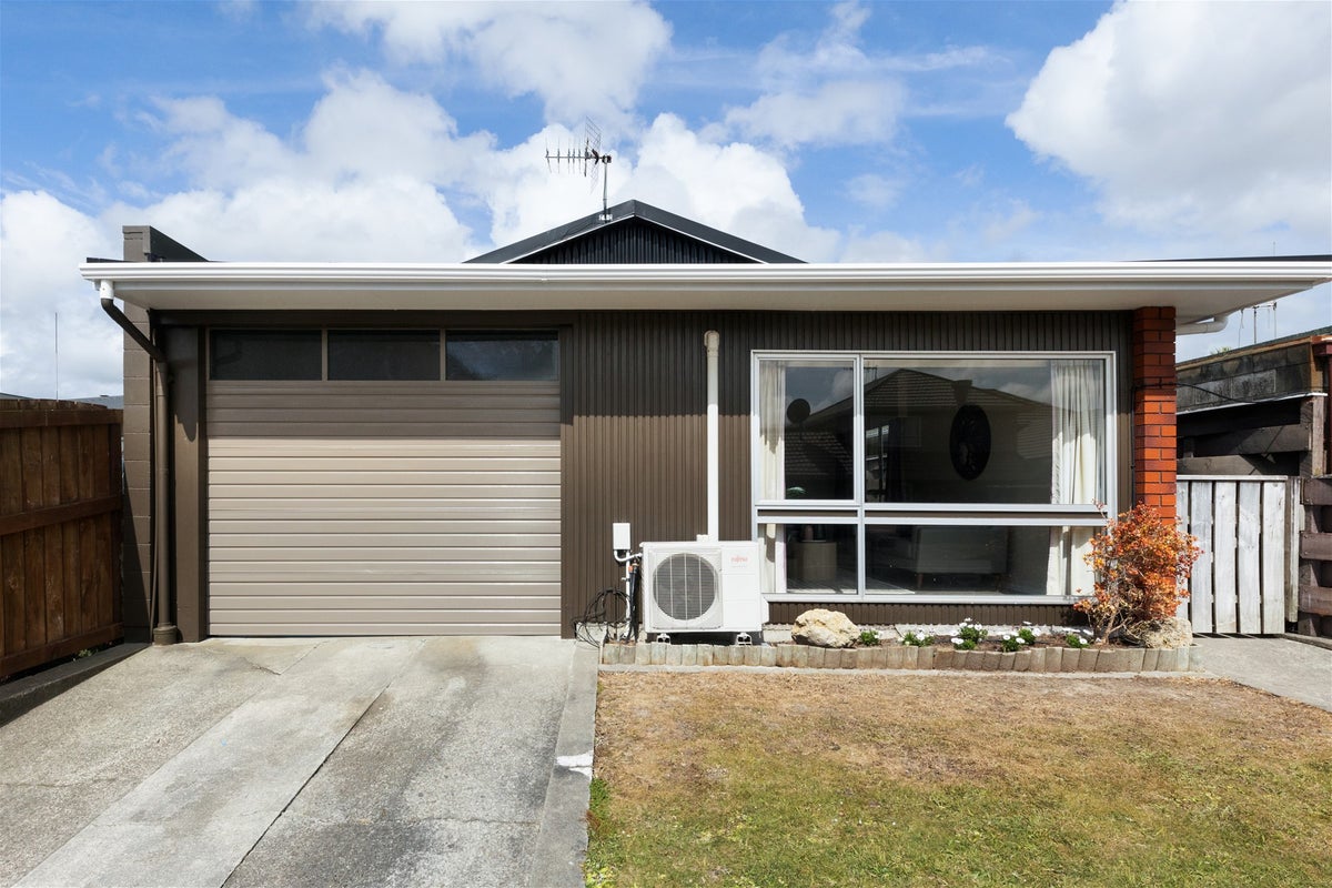 2 Newhaven Place, Roslyn, Palmerston North - Carousel 17