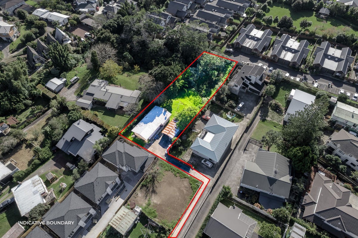 74 Terry Street, Blockhouse Bay, Auckland - Carousel 1