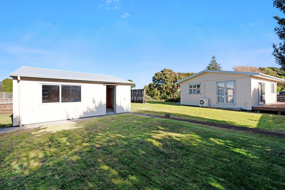 48 Norfolk Crescent, Otaki Beach, Otaki - Carousel 18