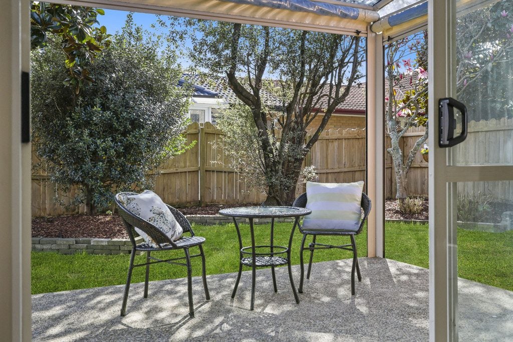 14 Fernbrook Close, Burswood, Manukau City, Auckland - Carousel 1