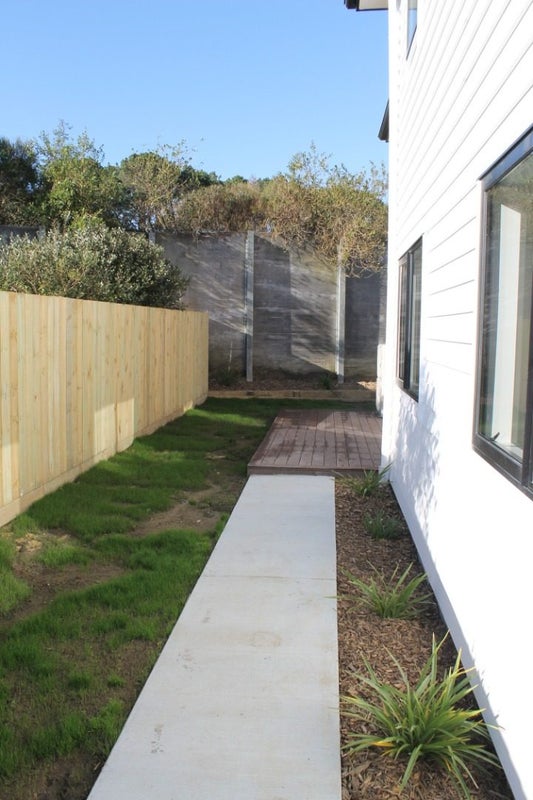 38D Wicklam Lane, Greenhithe, Auckland - Carousel 2