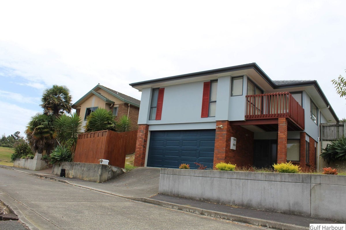13 Greenway Rise, Gulf Harbour, Whangaparaoa - Carousel 1