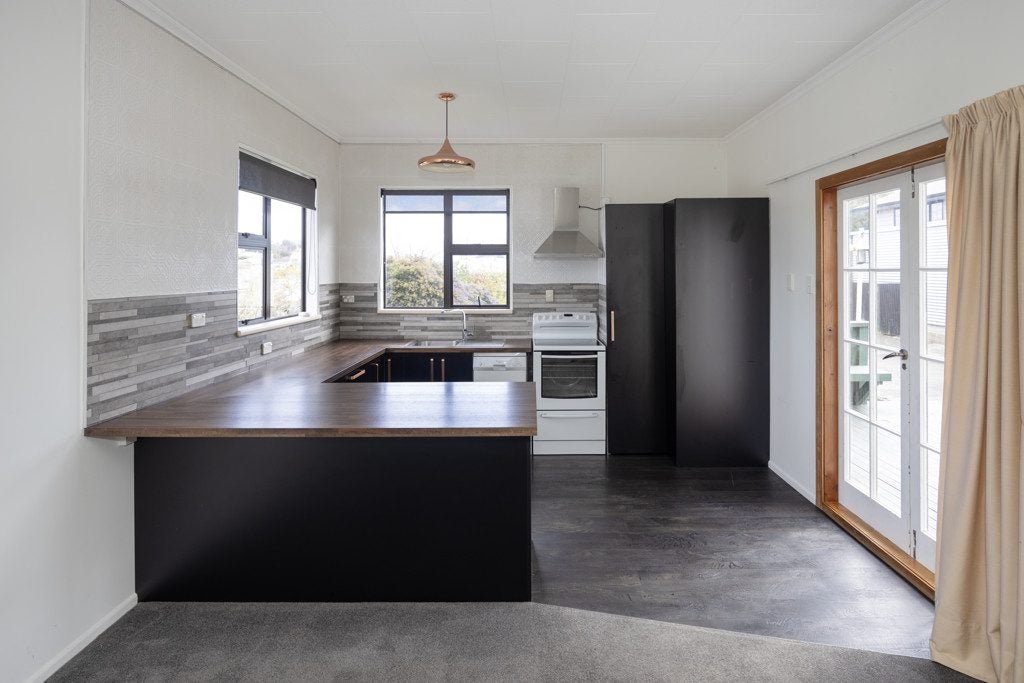38 Greta Street, South Hill, Oamaru - Carousel 2