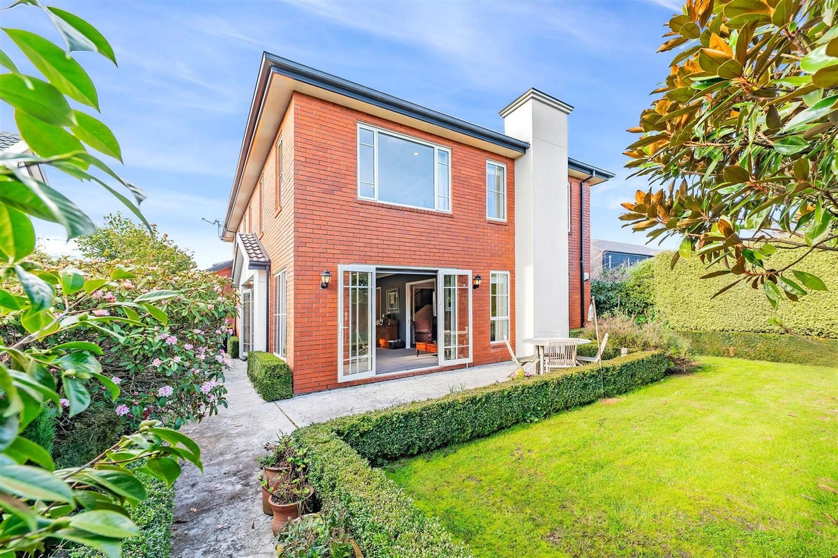 2 Jane Deans Close, Riccarton, Christchurch - Carousel 1