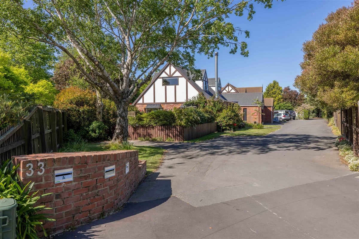 33A Lochee Road, Upper Riccarton, Christchurch - Carousel 1