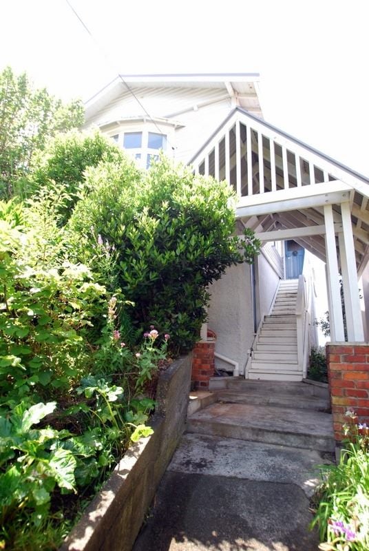 4 Lower Watt Street, Wadestown, Wellington - Carousel 2