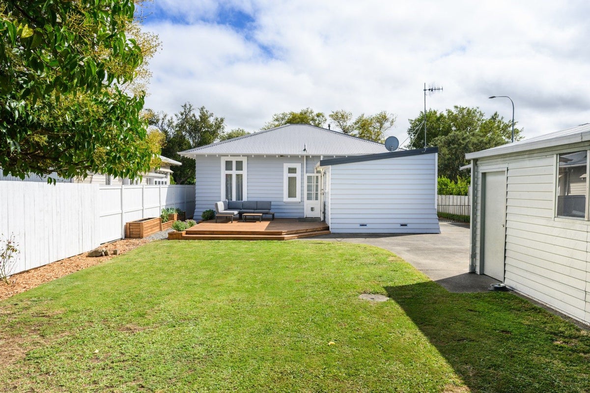 192 Ferguson Street, West End, Palmerston North - Carousel 34