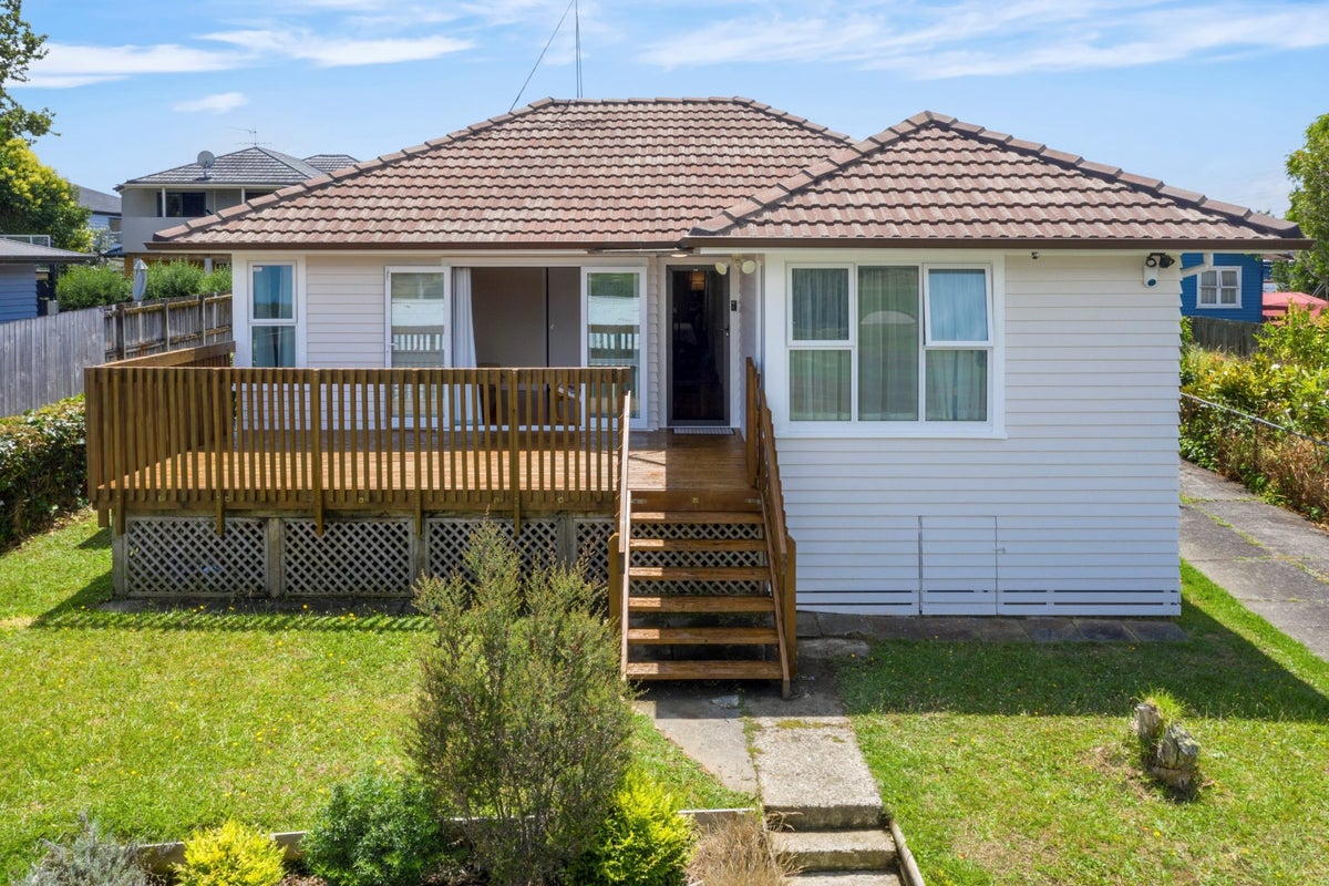 1/34 Links Road, New Lynn, Auckland - Carousel 2