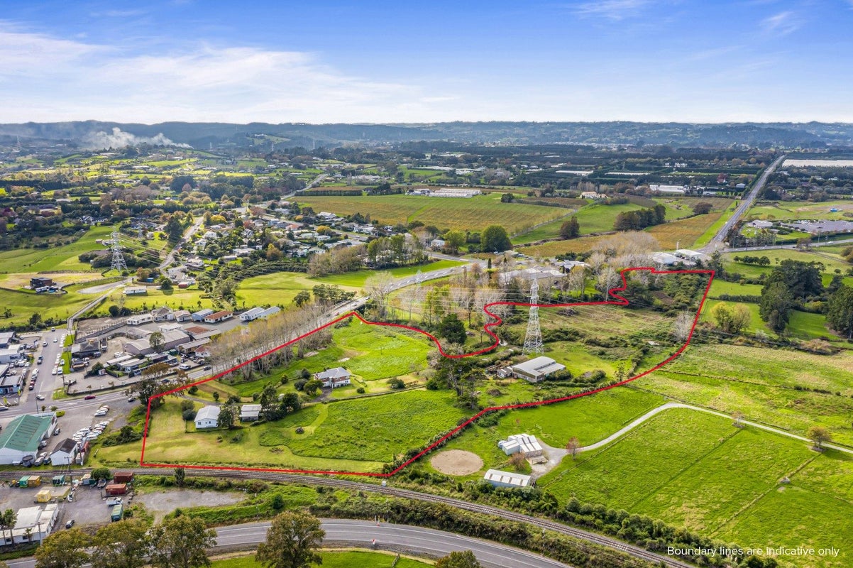 7 Main Road, Kumeu, Kumeu - Carousel 1