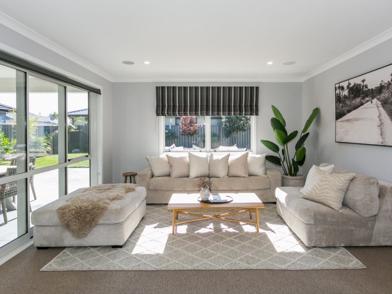 36 Kapiti Drive, Poraiti, Napier - Carousel 2