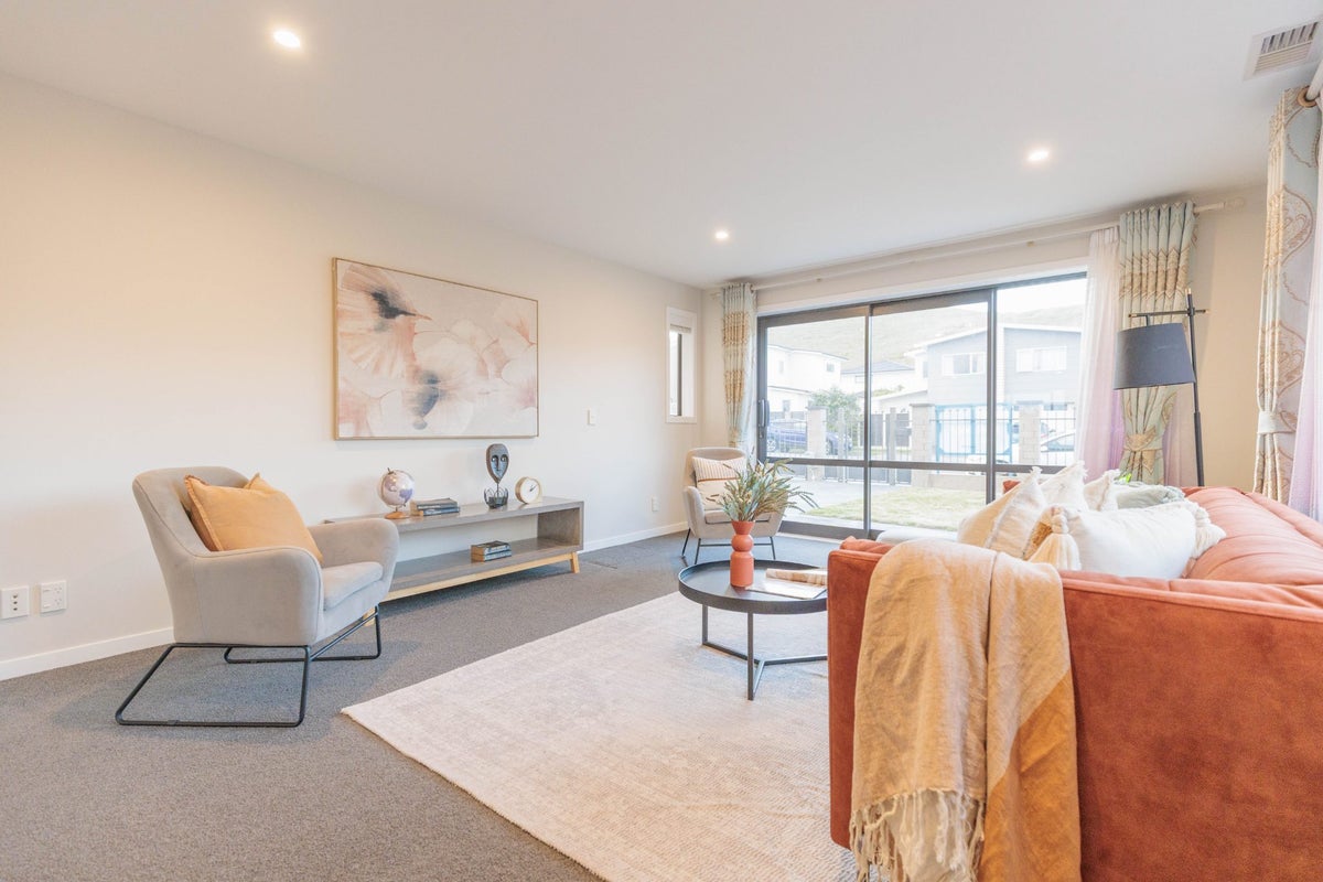 170 Mclintock Street North, Johnsonville, Wellington - Carousel 2