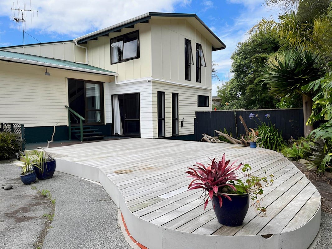 19 Ranfurly Place, Kamo, Whangarei - Carousel 2