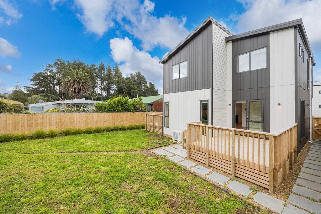 40F Evelyn Place, Hillcrest, Auckland - Carousel 1
