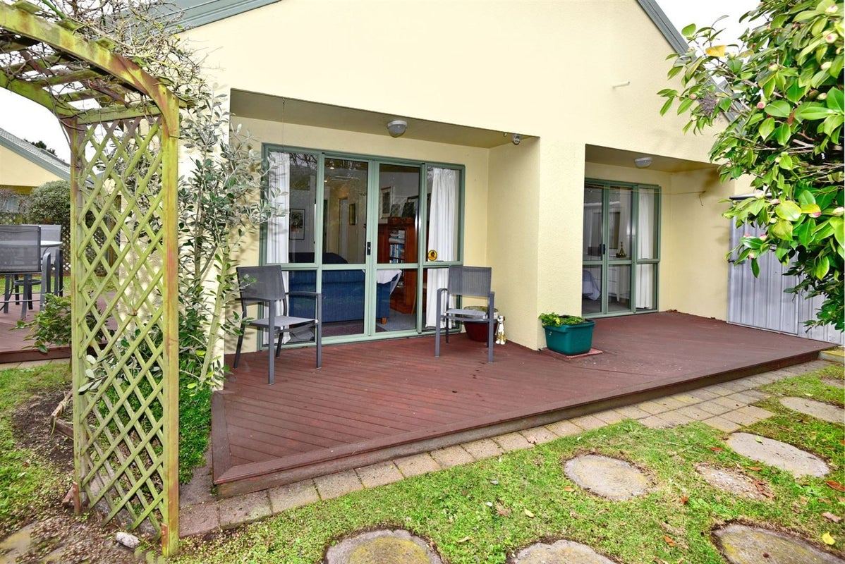 4/90 Hawke Street, New Brighton, Christchurch - Carousel 2