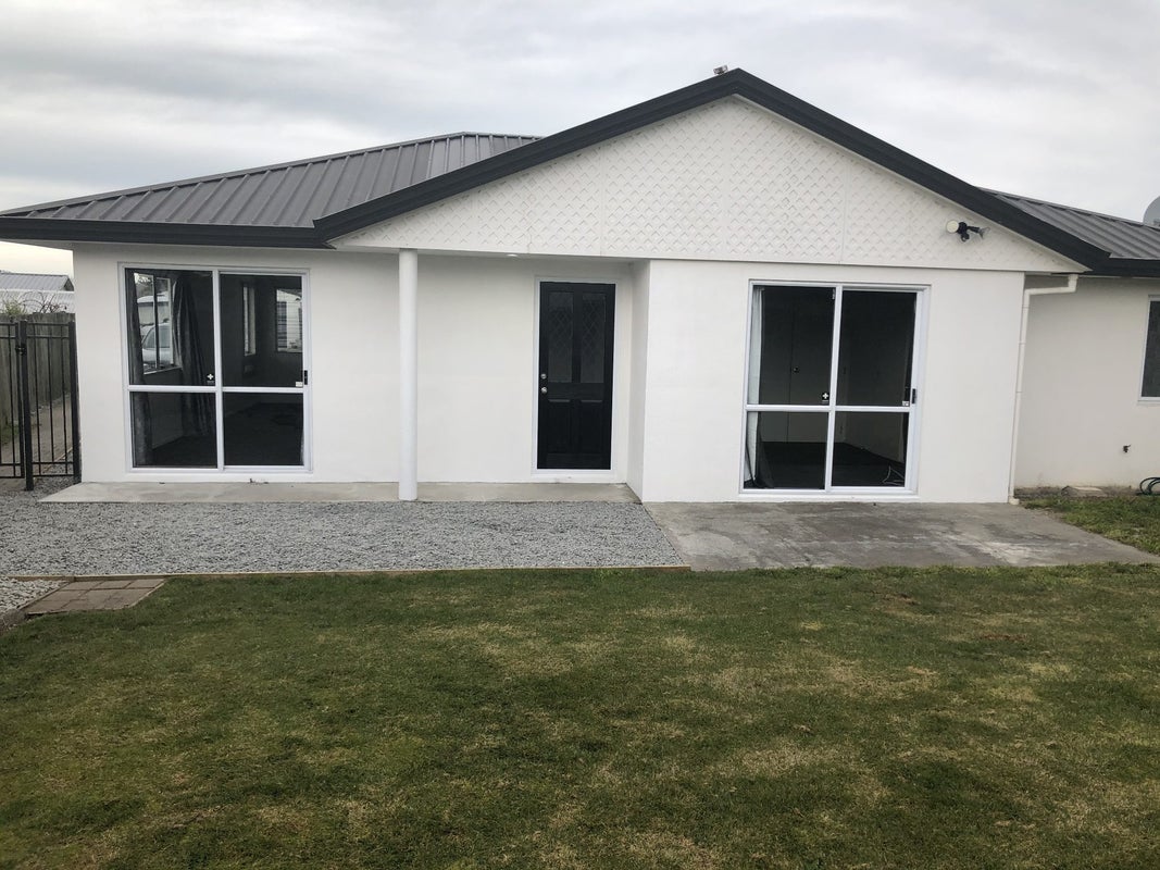 60A Travis Road, Burwood, Christchurch - Carousel 1