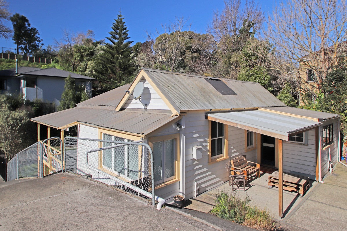 18 Burlington Road, Hospital Hill, Napier - Carousel 2