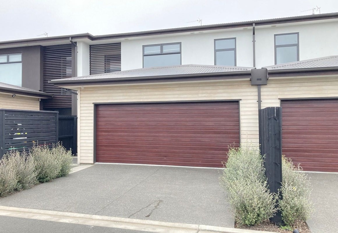 11 Bellbird Lane, Marshland, Christchurch - Carousel 1