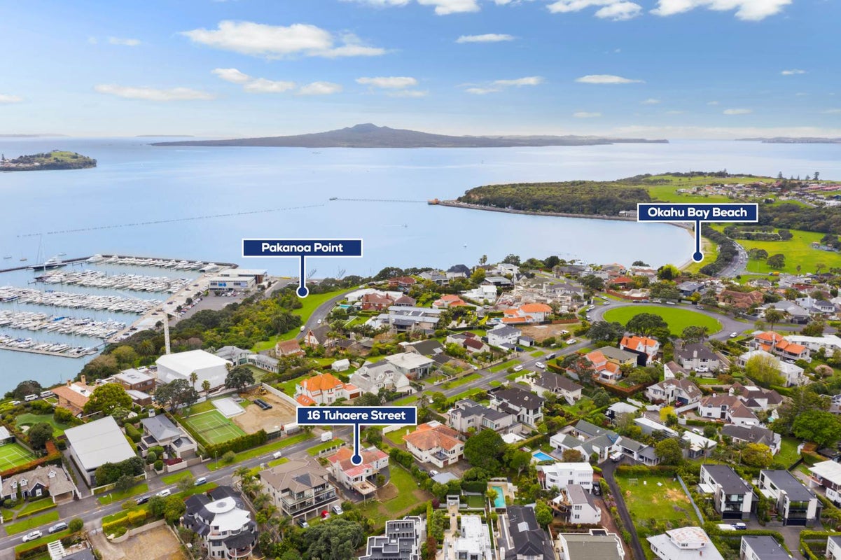 16 Tuhaere Street, Orakei, Auckland - Carousel 1