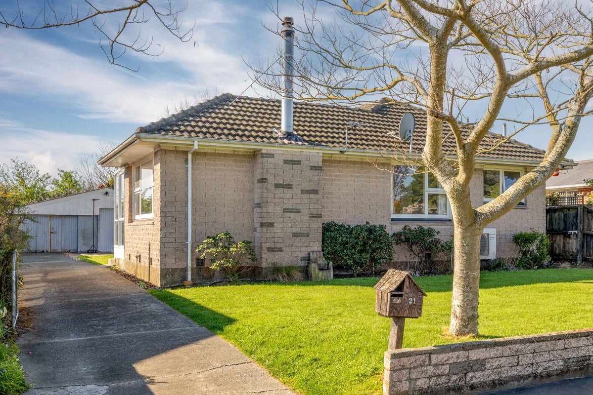 21 Norrie Street, Redwood, Christchurch - Carousel 1
