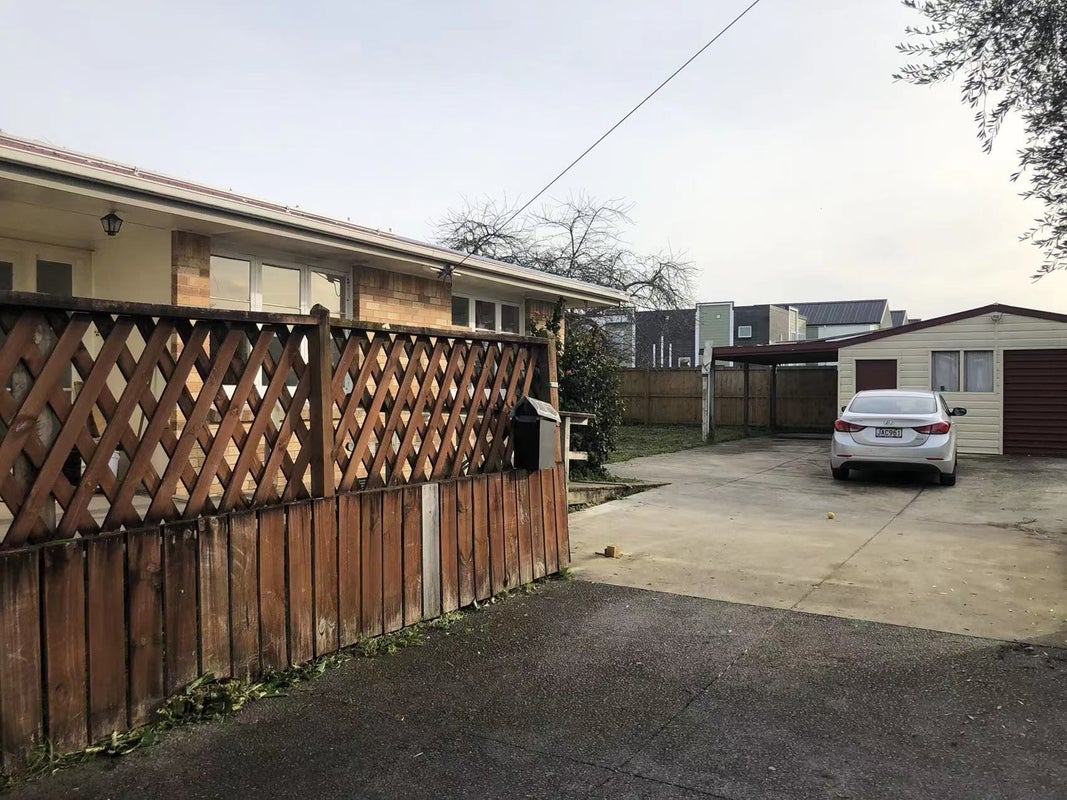 215 Killarney Road, Frankton, Hamilton - Carousel 1