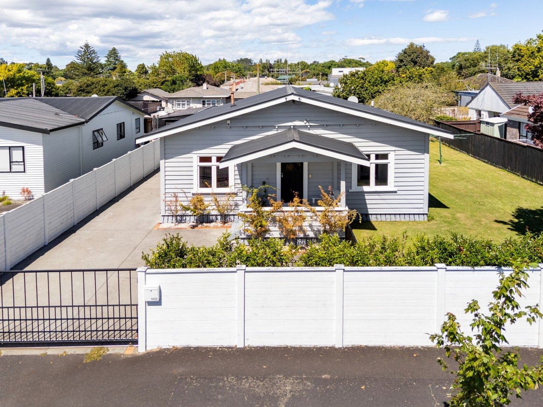 102 Naylor Street, Hamilton East, Hamilton - Carousel 1