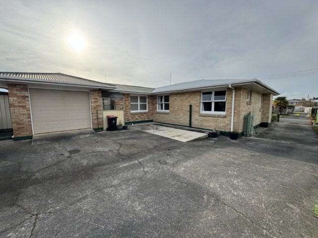67 Manley Grove South, Gate Pa, Tauranga - Carousel 2