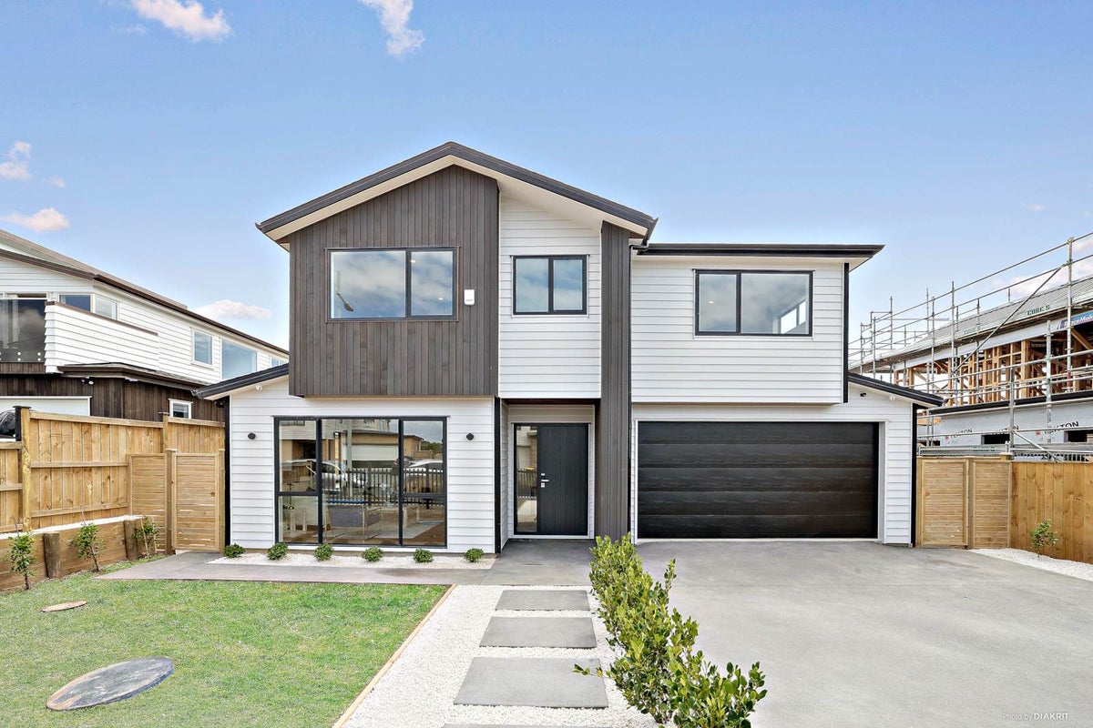 36 Headsail Drive, Long Bay, Auckland - Carousel 2