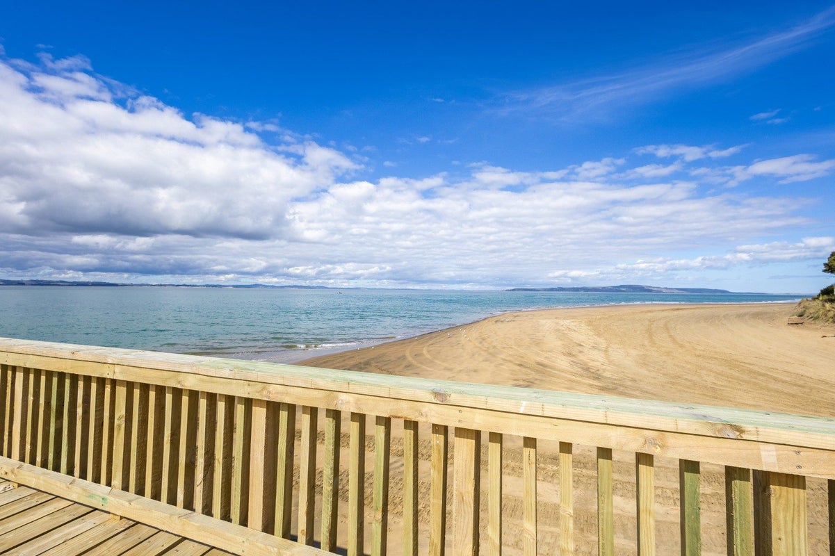 6569 Pouto Road, POUTO - Carousel 17