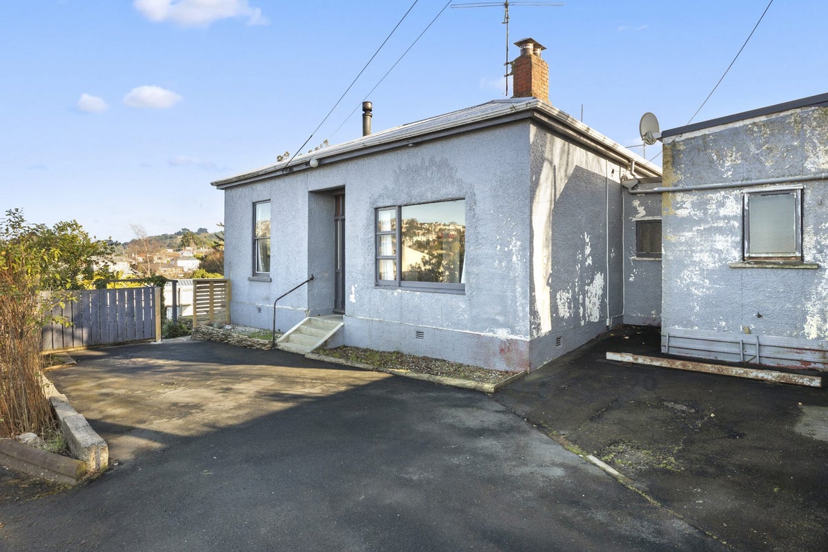 23 Beresford Street, Kaikorai, Dunedin - Carousel 16