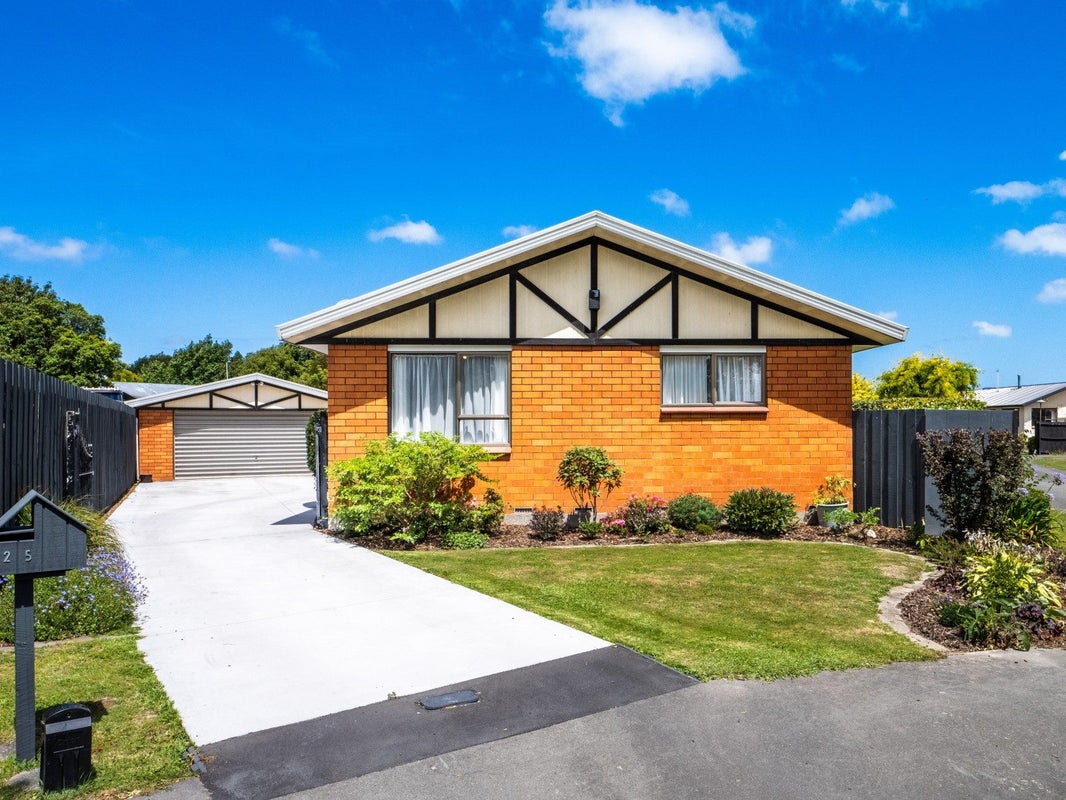 25 Heaphy Place, Casebrook, Christchurch - Carousel 2