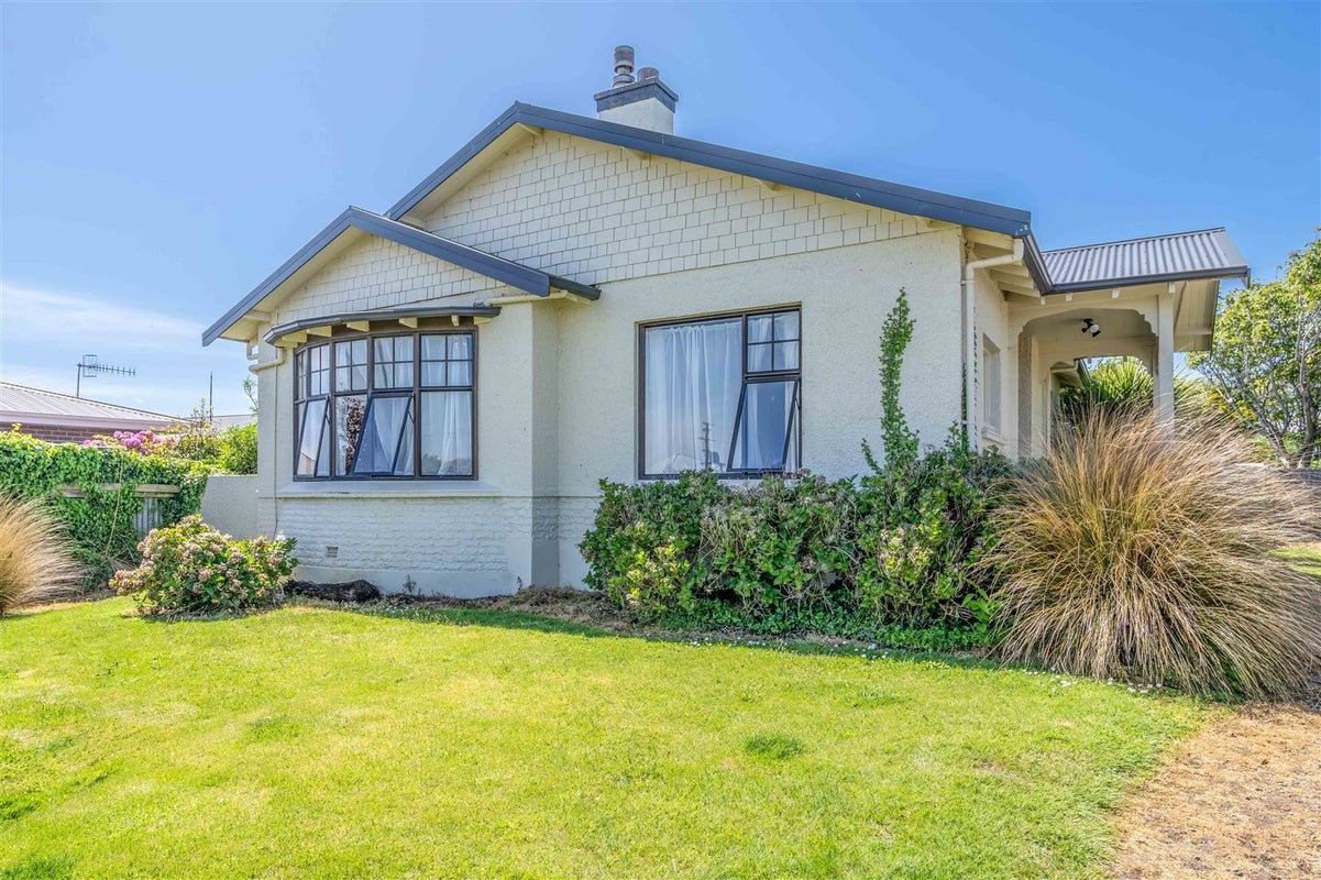 26 Moulson Street, Strathern, Invercargill - Carousel 12