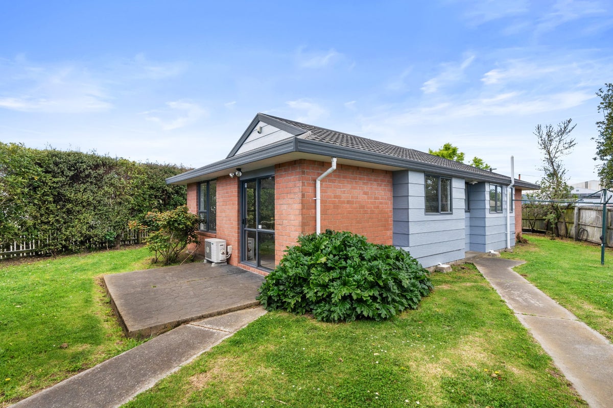 2/20A Washbournes Road, Wigram, Christchurch - Carousel 14