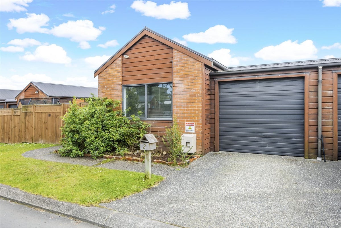 2/167 Whitney Street, Blockhouse Bay, Auckland - Carousel 1
