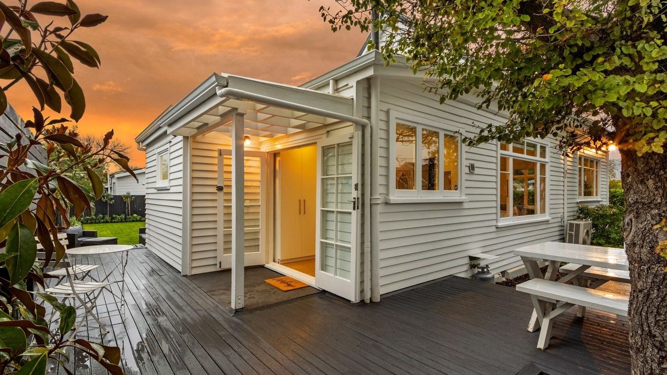 101 Fisher Avenue, Beckenham, Christchurch - Carousel 1