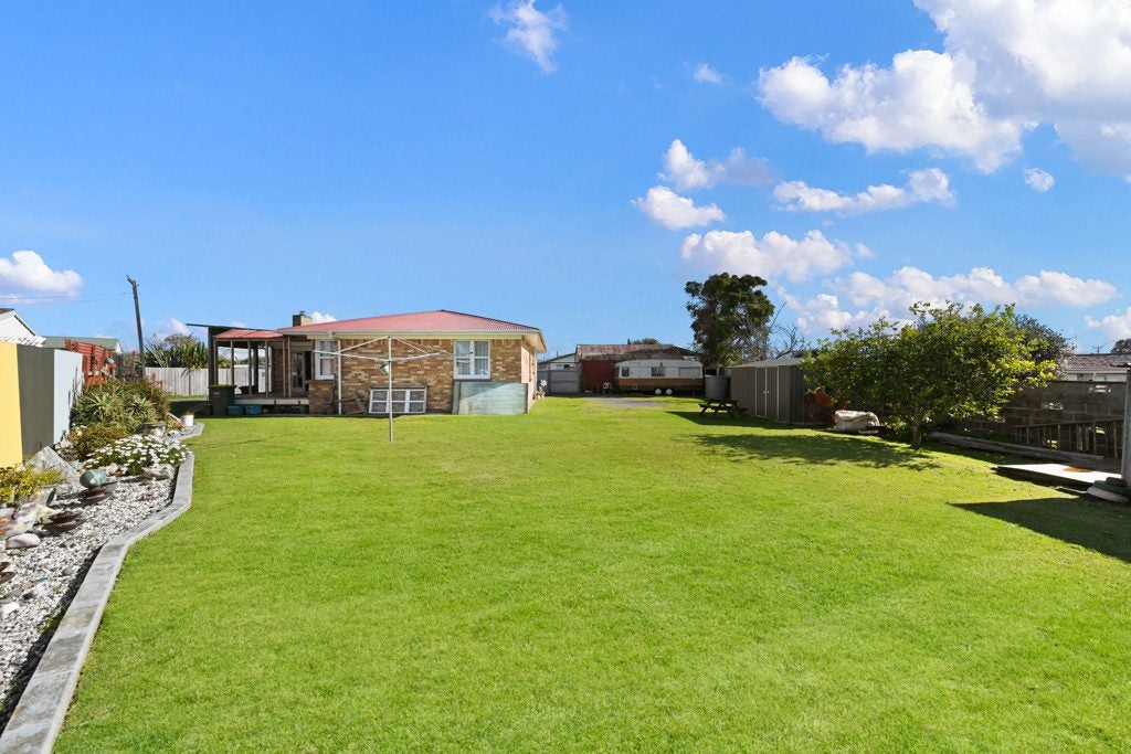 23 Mears Road, St Andrews, Hamilton - Carousel 2
