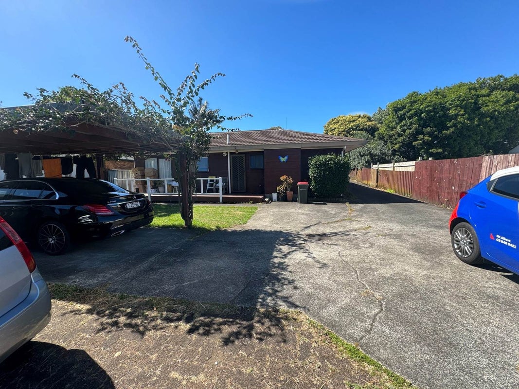 643B Mount Albert Road, Royal Oak, Auckland - Carousel 1