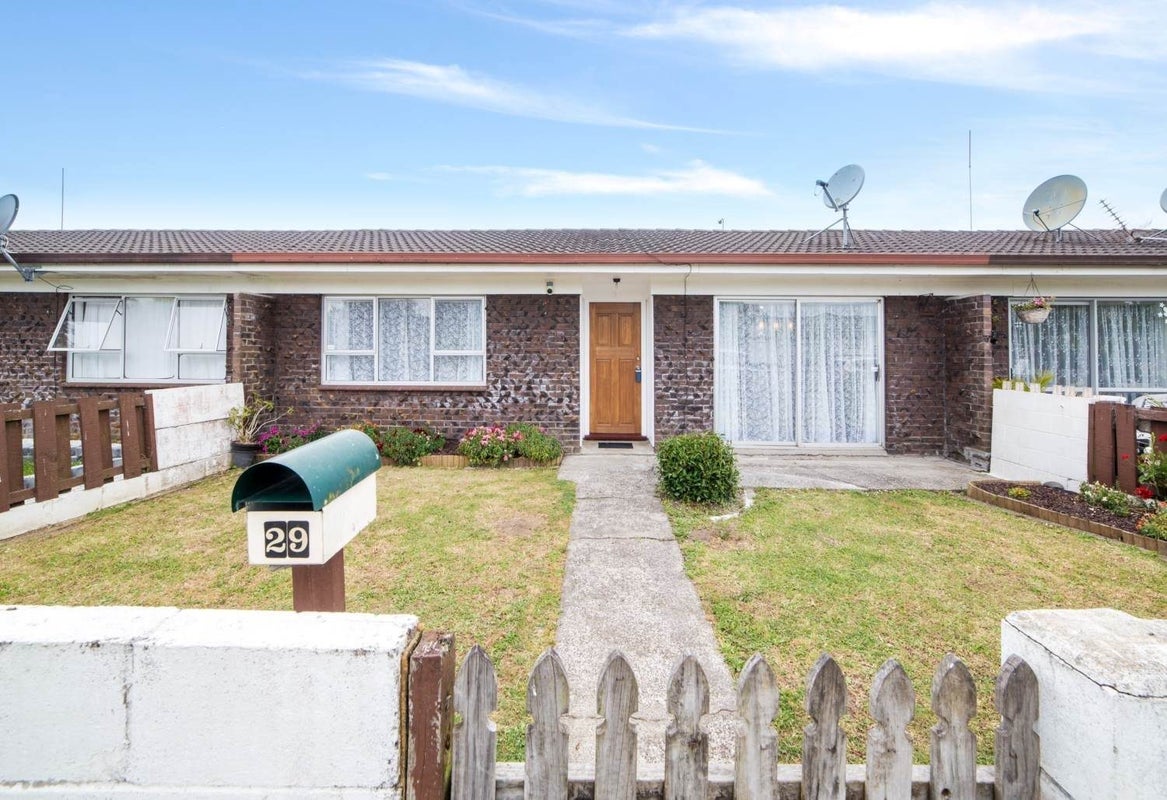 3/29 Lane Road, Weymouth, Auckland - Carousel 1