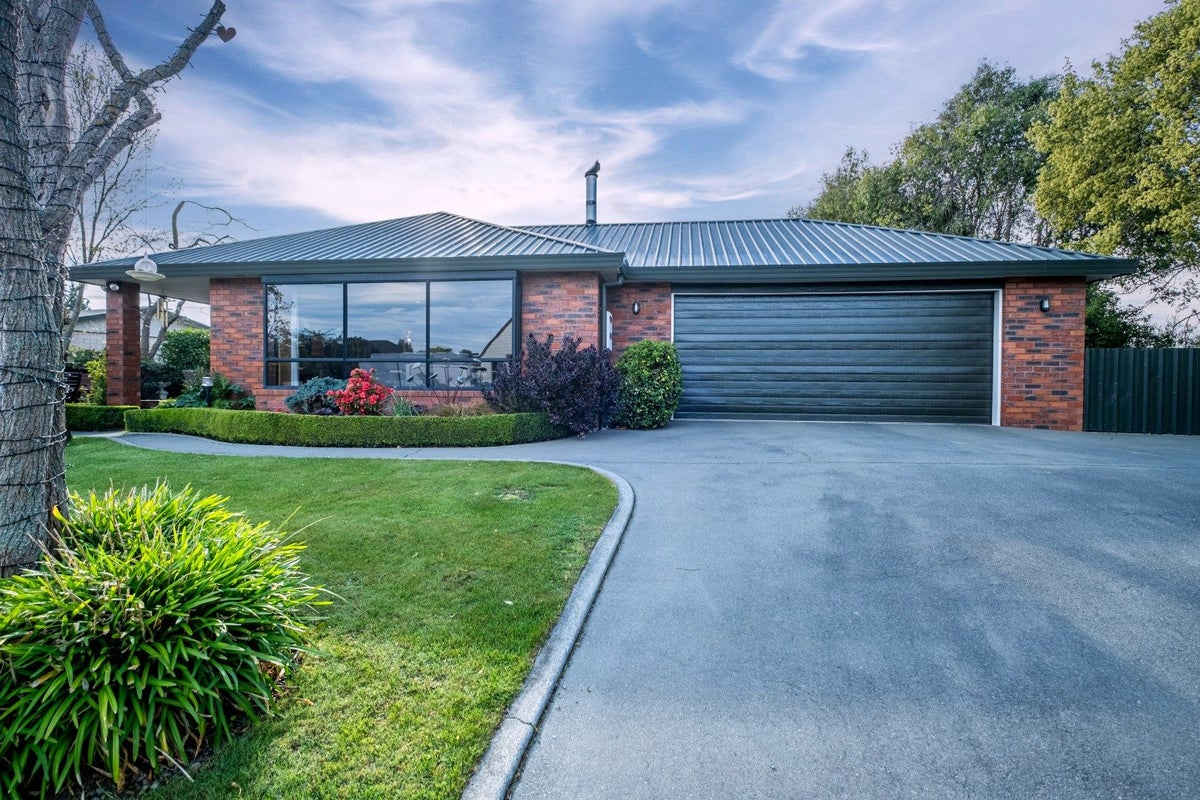 66 Ormsby Street North, Temuka - Carousel 34