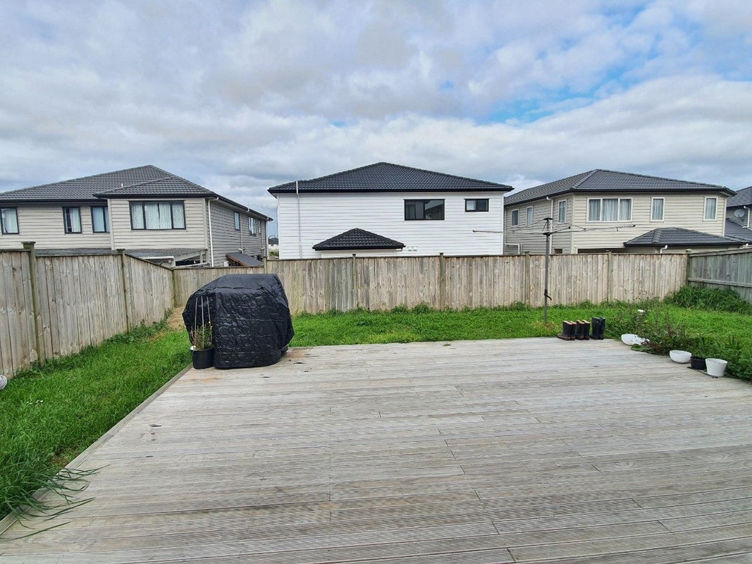 29 Glenfern Road, Mellons Bay, Auckland - Carousel 25