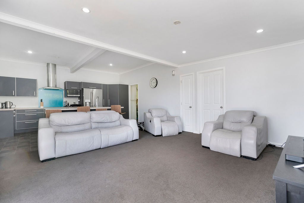 58B Woodglen Road, Glen Eden, Auckland - Carousel 2