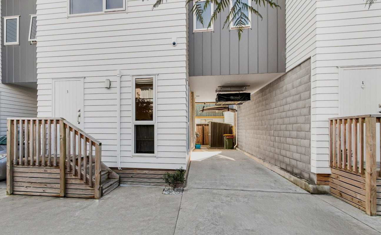 5/47 York Street, Hamilton East, Hamilton - Carousel 2