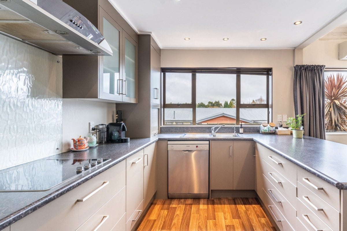 14 Hamilton Avenue, Winton, Winton - Carousel 2