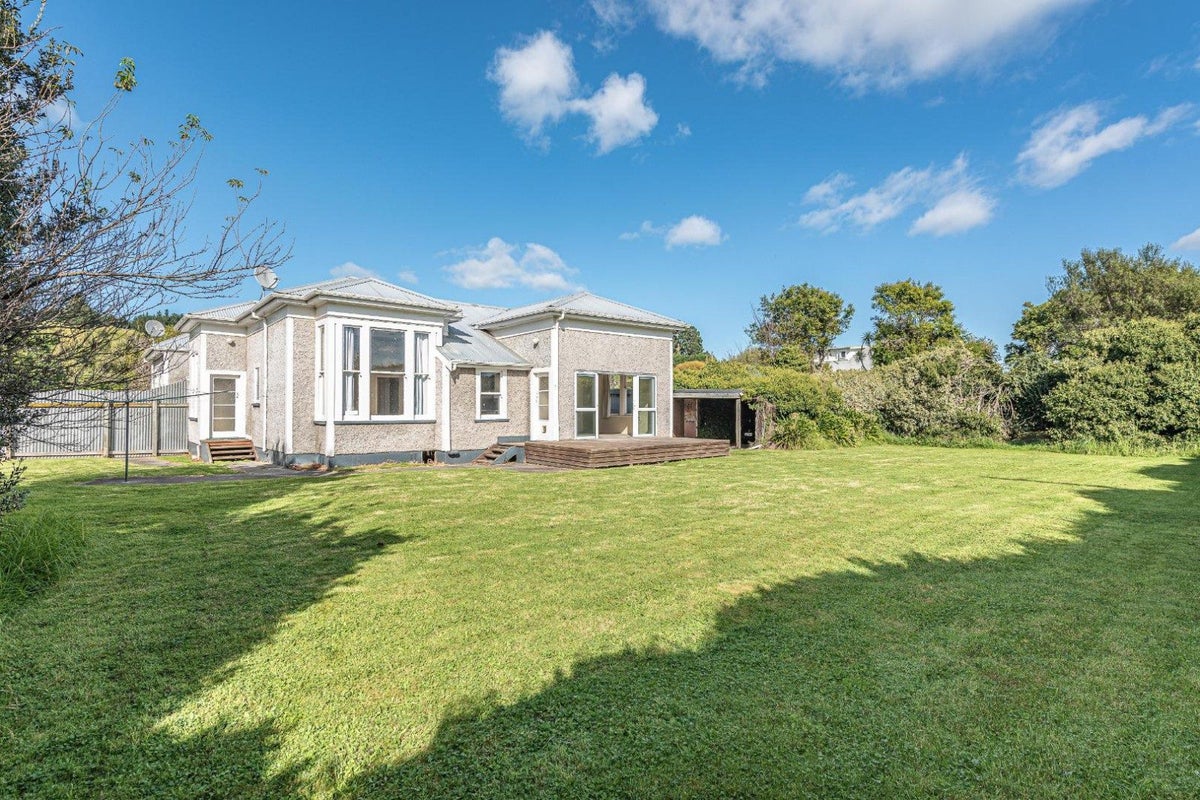 80 Wakefield Street, Whanganui East, Whanganui - Carousel 17