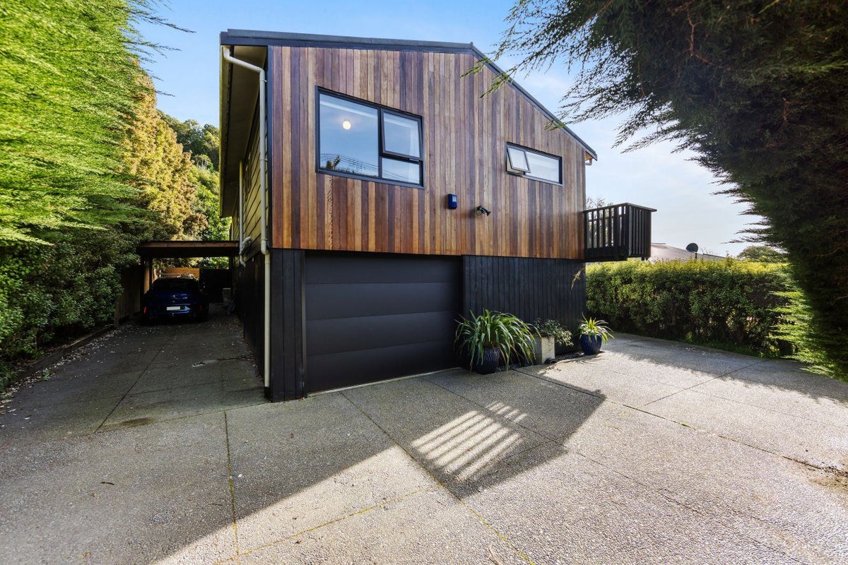 32C Augusta Street, Redcliffs, Christchurch - Carousel 1