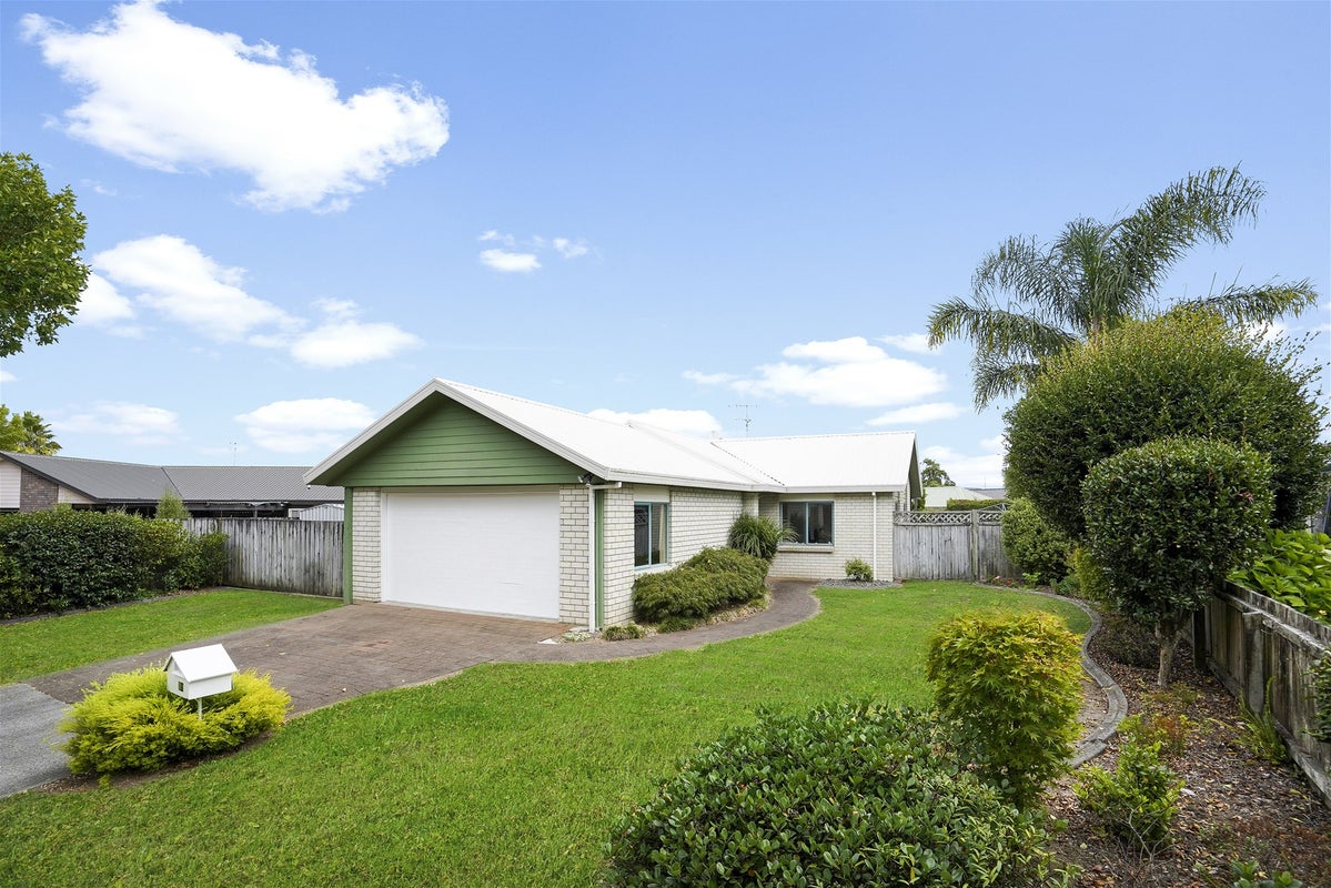 12 Halcione Close, Flagstaff, Hamilton - Carousel 1