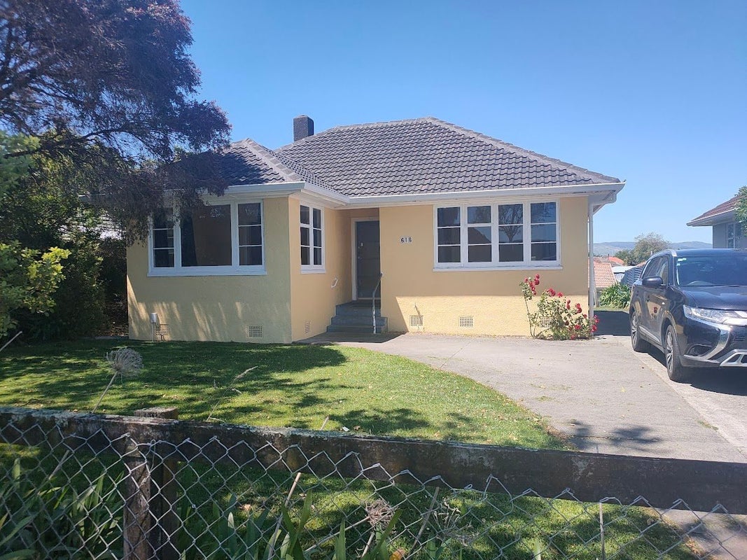 616 Featherston Street, Roslyn, Palmerston North - Carousel 1