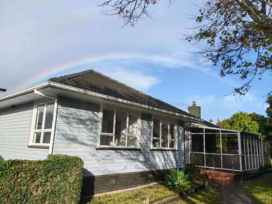 25 Moor Avenue, Te Atatu Peninsula, Auckland - Carousel 1